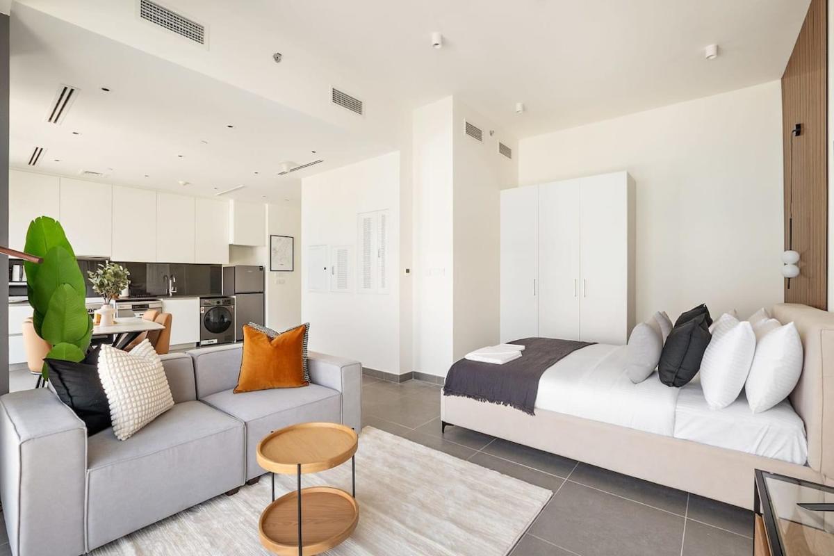 Silkhaus With Private And Sea View Apartment